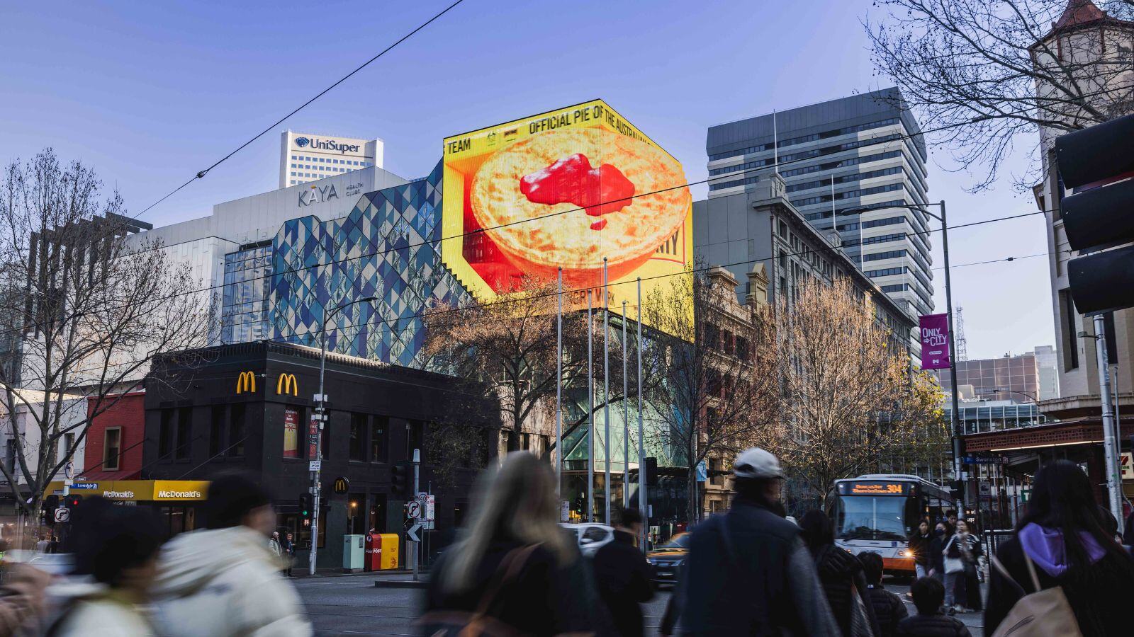 QMS and Patties Serve Up 3DOOH Pies for the Paris Olympics